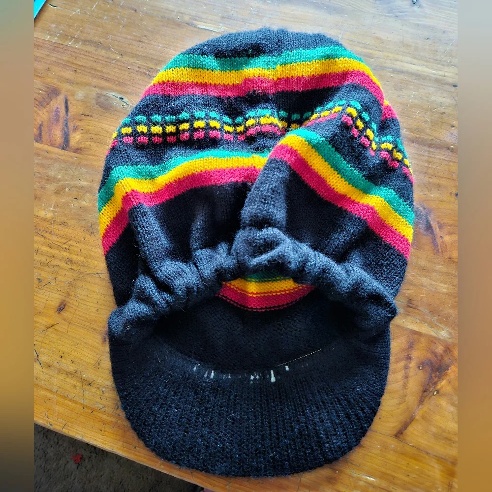 *SOLD* Handmade Crocheted Reggae Dreadlocks Tam Beret RASTA Colors - Picture 2 of 5